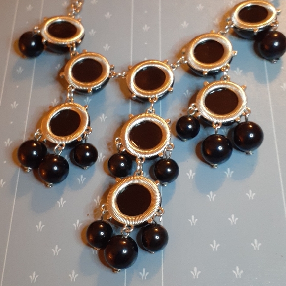 VTG Unique Black Bib Necklace - Picture 5 of 11